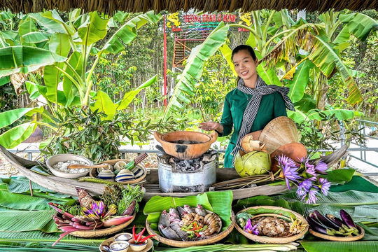 Lẩu mắm U Minh – Đậm đà hương vị Tết