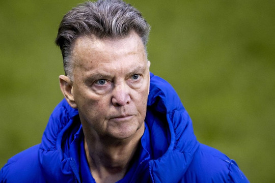 HLV Louis Van Gaal bị ung thư