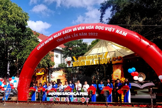 Khai mạc Ngày sách và văn hóa đọc năm 2022 với nhiều hoạt động sôi nổi tại Đắk Lắk
