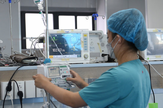 Ngày 18/5, Việt Nam có hơn 1.800 ca COVID-19 tại 48 tỉnh, thành phố
