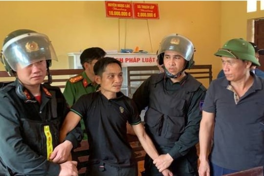 Bắt giữ đối tượng ở Thanh Hóa chém chết người rồi trốn vào rừng