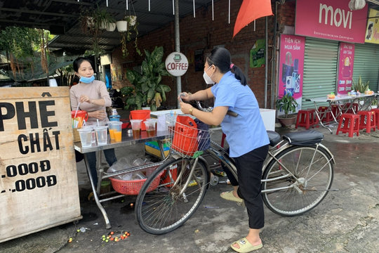 Gần 50% công nhân phải vay tiền để sinh hoạt, khám chữa bệnh