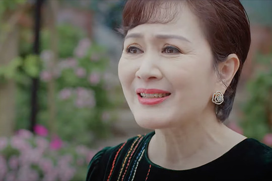 'Thương ngày nắng về 2' tập 31: Được khuyên nhận mẹ, Trang đến nhà bà Nhung
