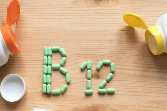 Dấu hiệu cảnh báo cơ thể thiếu hụt vitamin B12 nghiêm trọng