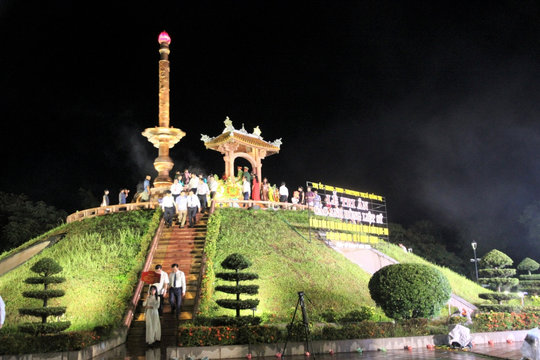 Du lịch tâm linh đêm tháng 7 tại Quảng Trị