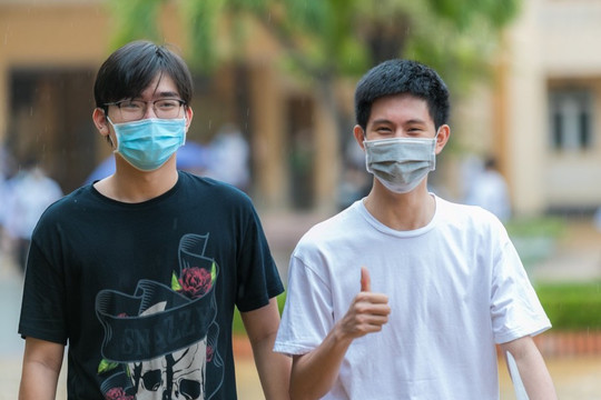 Những thí sinh có điểm thi tốt nghiệp THPT 2022 cao nhất cả nước