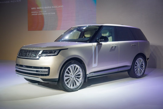Range Rover SWB P400 First Edition giá gần 12 tỷ đồng có gì đặc biệt?