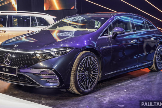 Xe điện Mercedes-Benz EQS ra mắt tại Malaysia, người dùng Việt mong chờ