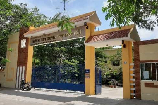 Thí sinh ngủ quên bị điểm 0: Giám thị thiếu kỹ năng bao quát và xử lý tình huống