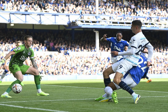 TRỰC TIẾP Everton 0 - 0 Chelsea: Khách lấn chủ