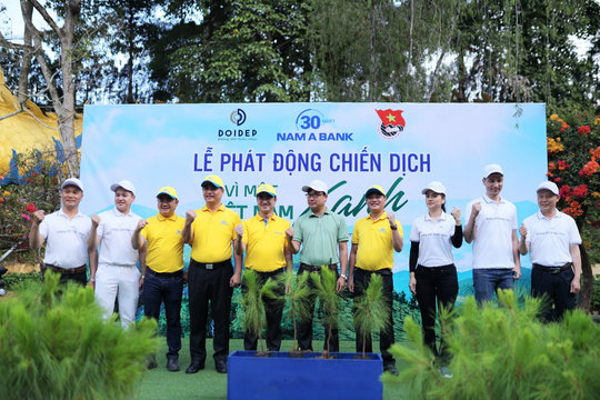 Nam A Bank đồng hành cùng chiến dịch “Vì một Việt Nam xanh”