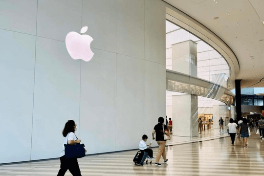 Apple Store Singapore chỉ cho đặt mua trước iPhone 14, hàng xách tay khan hiếm?