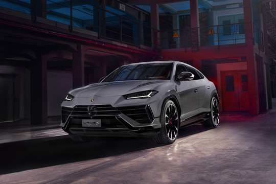 Lamborghini Urus S 2023 giá hơn 14 tỷ đồng tại Việt Nam