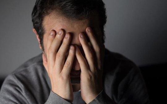 Dùng nhiều loại thuốc tăng nguy cơ sa sút trí tuệ