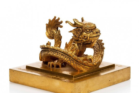 Bộ Văn hóa đề xuất phương án hồi hương cổ vật triều Nguyễn sắp được đấu giá tại Pháp