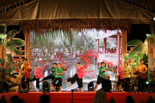 Dân ca Nam bộ - “món ăn tinh thần” yêu thích của nghệ sĩ và người dân
