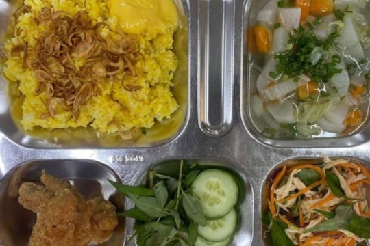 Phát hiện nhiều loại vi khuẩn trong món ăn tại trường ISChool Nha Trang