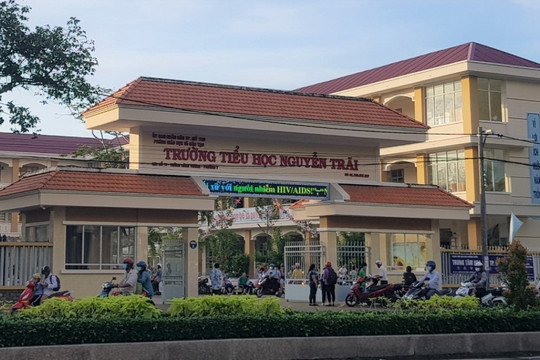 Tiền Giang: Nhiều học sinh tiểu học nhập viện nghi bị ngộ độc thực phẩm