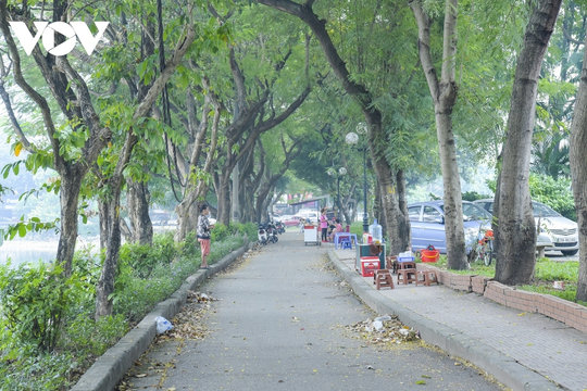Trẻ thiếu chỗ chơi trong khi nhiều công viên đóng cửa bỏ hoang