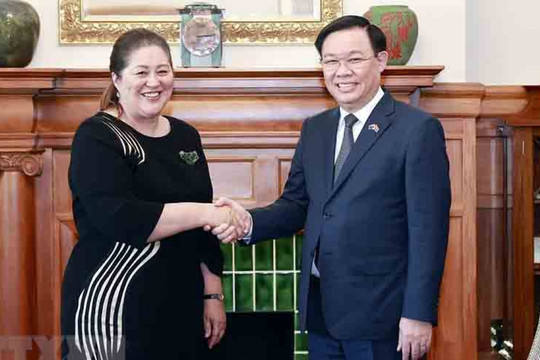 Chủ tịch Quốc hội Vương Đình Huệ hội kiến Toàn quyền New Zealand