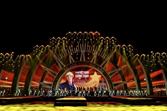 Rực rỡ Lễ khai mạc Đại hội Thể thao toàn quốc lần thứ IX