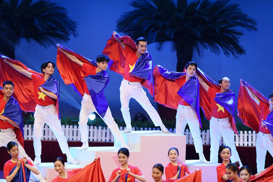 Chương trình nghệ thuật mang dấu ấn thanh niên chào mừng Đại hội Đoàn