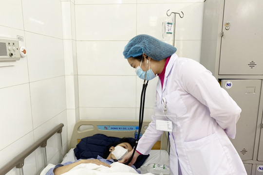 Lưu ý bệnh phổi kẽ tăng nặng khi trời giá rét