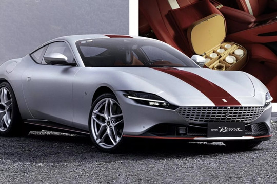 Ferrari giới thiệu phiên bản đặc biệt được tặng kèm ấm trà và hộp xì gà