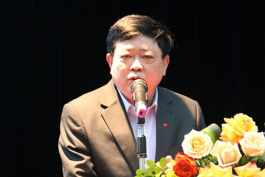 PGS.TS Nguyễn Thế Kỷ: Cần tạo điều kiện để người làm thơ không chuyên phát triển