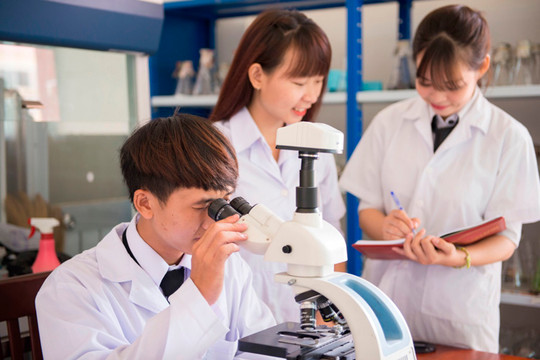Bảng xếp hạng 100 trường đại học Việt Nam năm 2023, trường nào dẫn đầu?