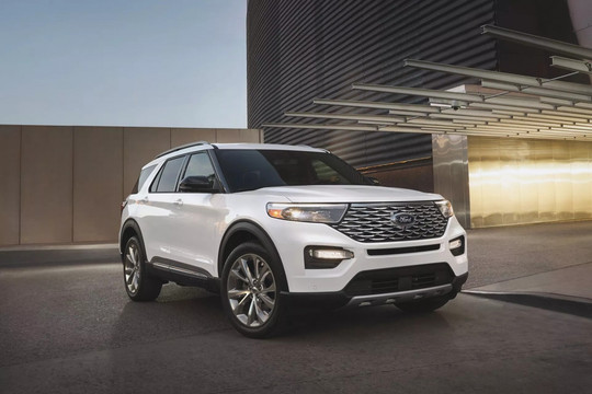 Ford triệu hồi Explorer vì lỗi hệ thống truyền lực
