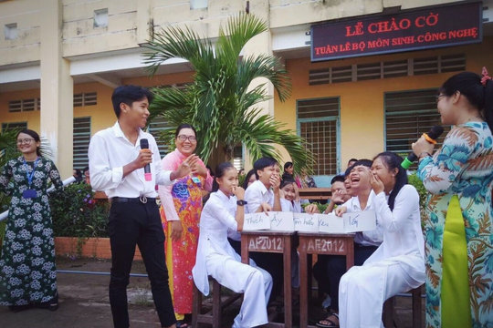 Giáo dục giới tính: Không nên loanh quanh, né tránh