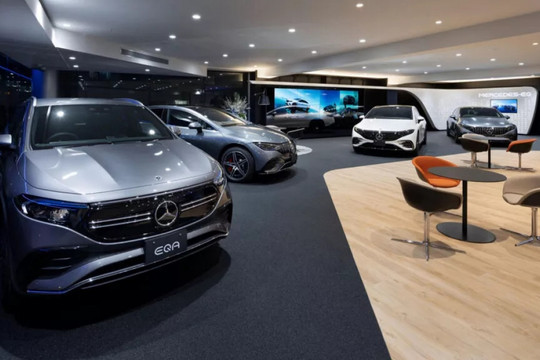 Kinh tế thế giới ảm đạm, Mercedes-Benz lo lắng sụt giảm lợi nhuận