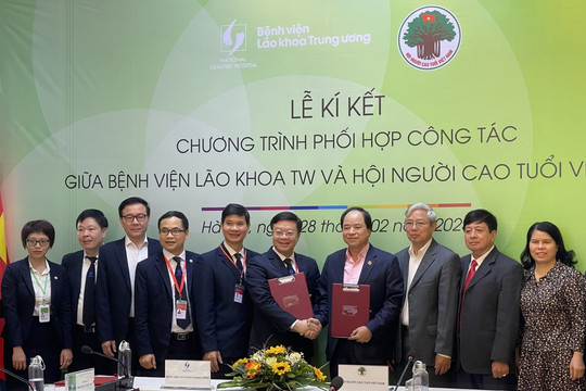 Trung bình mỗi người cao tuổi Việt Nam mắc khoảng 3 bệnh nền
