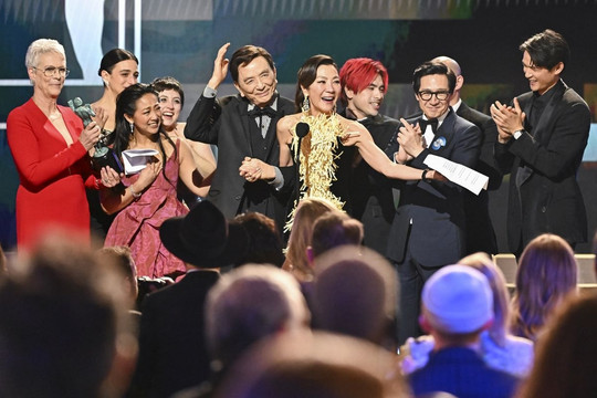 "Cuộc chiến đa vũ trụ" cháy vé tại Hàn Quốc sau chiến thắng tại Oscar 2023