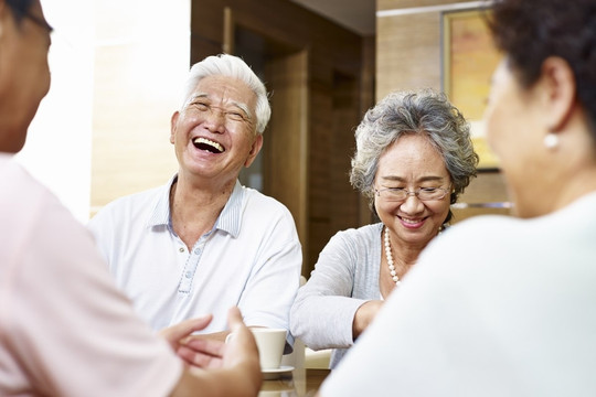Thay đổi quan niệm về “chữ hiếu” để sống hạnh phúc