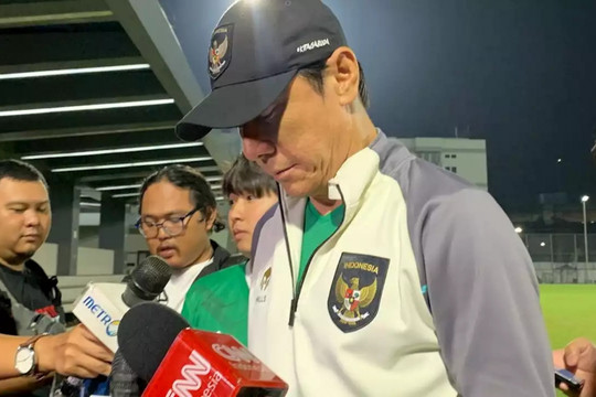 HLV Shin Tae Yong lo lắng khi Indonesia nguy cơ mất đăng cai U20 World Cup