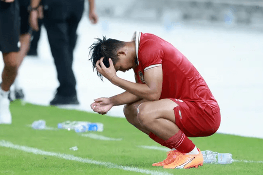Mất suất dự World Cup U20, cầu thủ Indonesia bật khóc