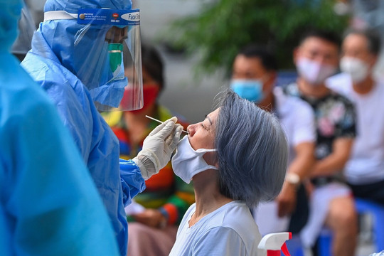 Bệnh viện bật chế độ 'phòng thủ' trước nguy cơ COVID-19 trở lại