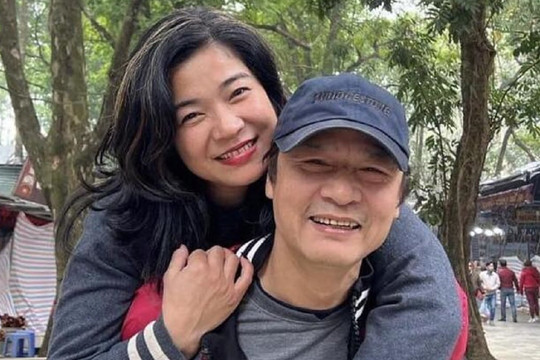 NSƯT Võ Hoài Nam: Từng không dám cưới vì nghèo, tuổi 58 say mê làm thơ tặng vợ