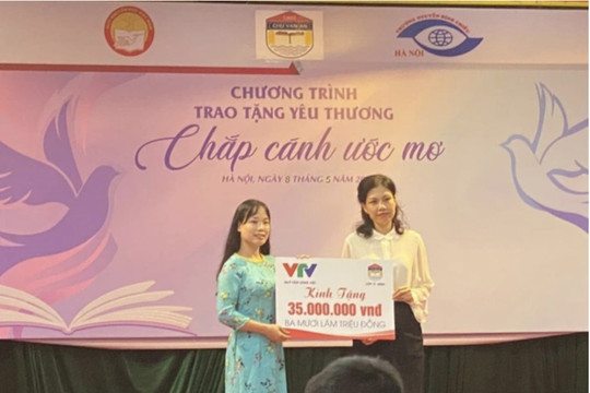 Trao tặng yêu thương - Chắp cánh ước mơ