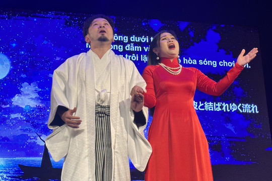 Nghệ sĩ Nhật Bản gây bất ngờ khi hát tiếng Việt trong vở opera “Công nữ Anio”