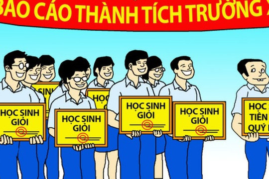 Con có giấy khen "Học sinh giỏi", cha mẹ vẫn thấy "ngại" và bất an?