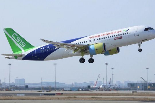 Máy bay chở khách C919 do Trung Quốc chế tạo và cuộc cạnh tranh với Mỹ