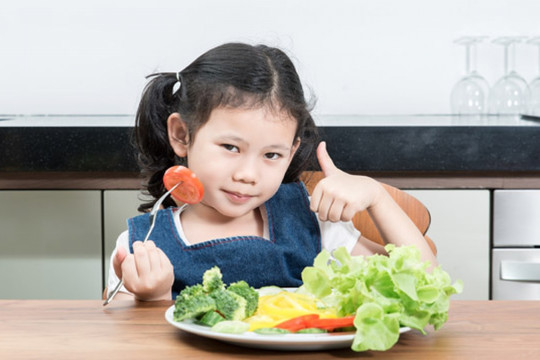Tại sao trẻ em nên ăn nhiều rau bắp cải?