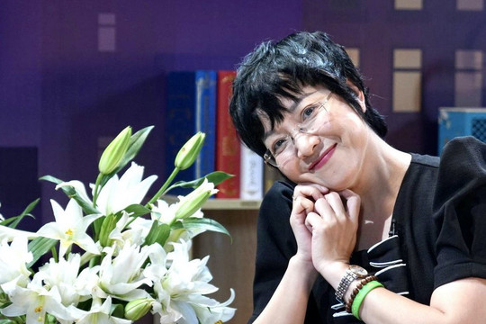 MC Thảo Vân: Làm mẹ đơn thân không phải là điều quá kinh khủng