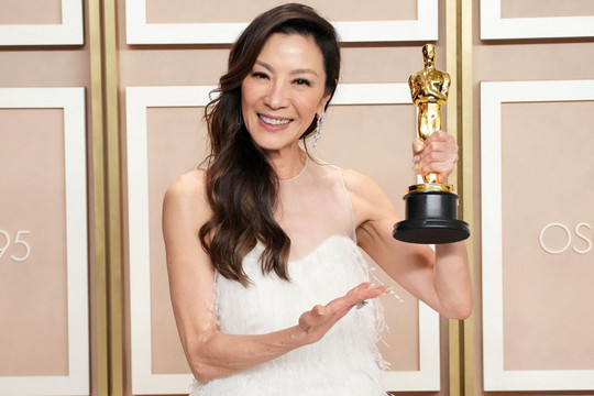 Hậu Oscar 2023, Dương Tử Quỳnh miệt mài phủ sóng màn ảnh rộng