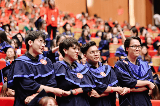 Gần 70% sinh viên Đại học Ngoại thương tốt nghiệp loại giỏi trở lên