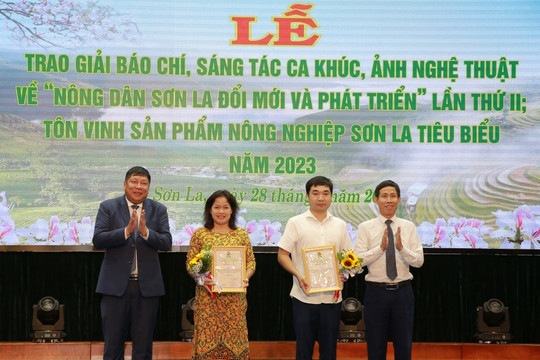 22 tác phẩm đạt giải báo chí “Nông dân Sơn La đổi mới và phát triển”