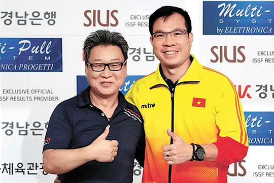 Chuyên gia Hàn Quốc cùng tuyển bắn súng Việt Nam tranh suất Olympic